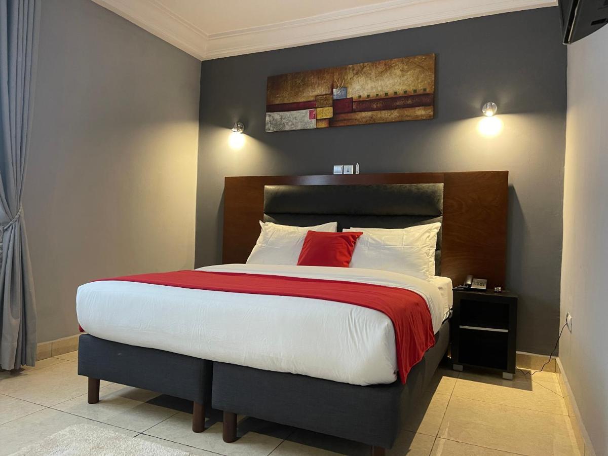 La Rochelle Hotel Yaoundé Kültér fotó